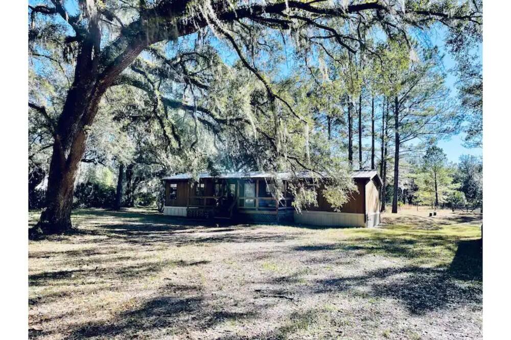 Photo of Outdoor in Perry