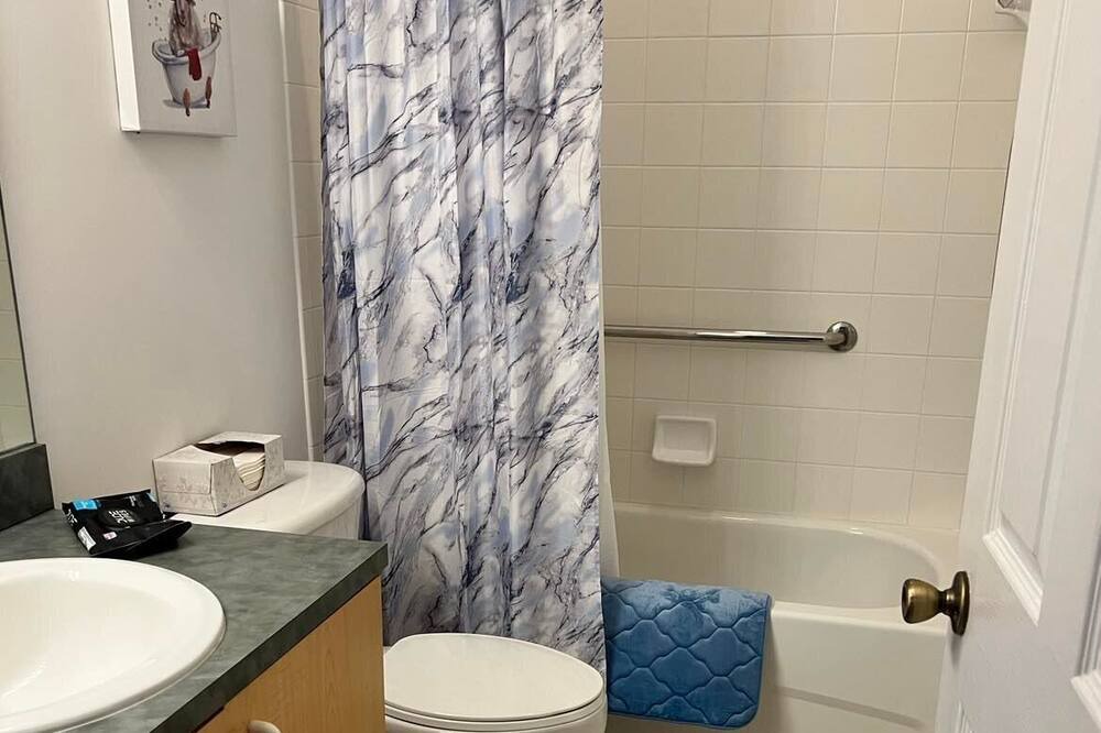 Photo of Bathroom in Iona