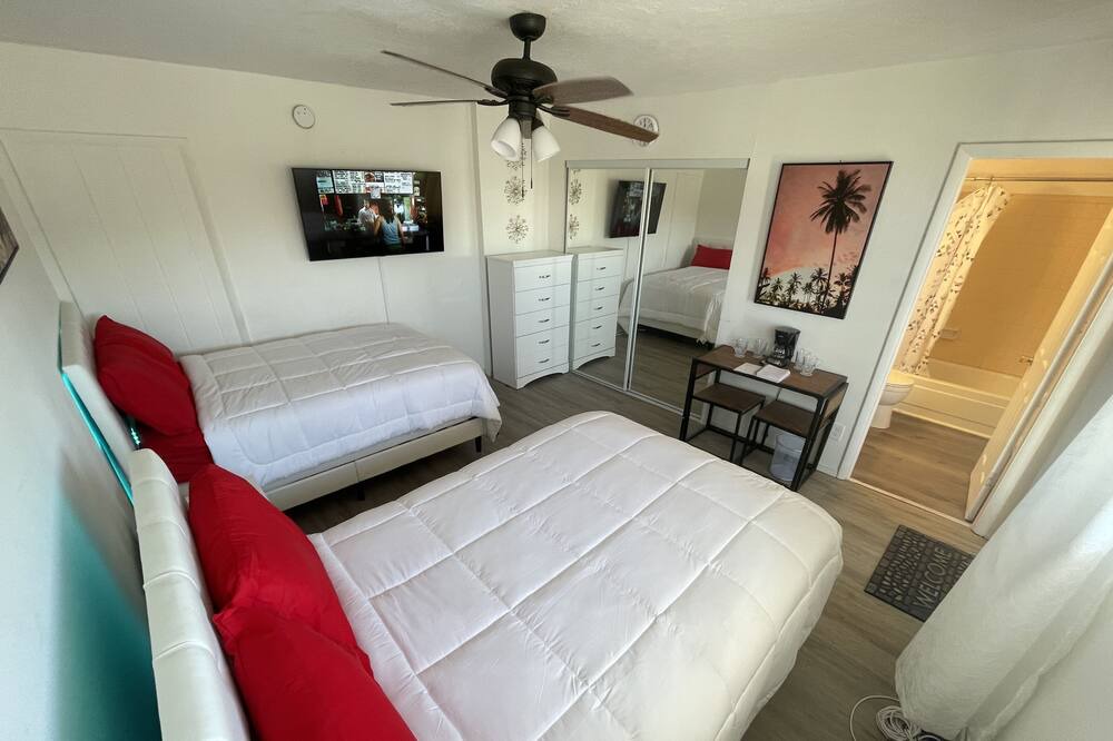 Photo of Bedroom in Bostwick Park