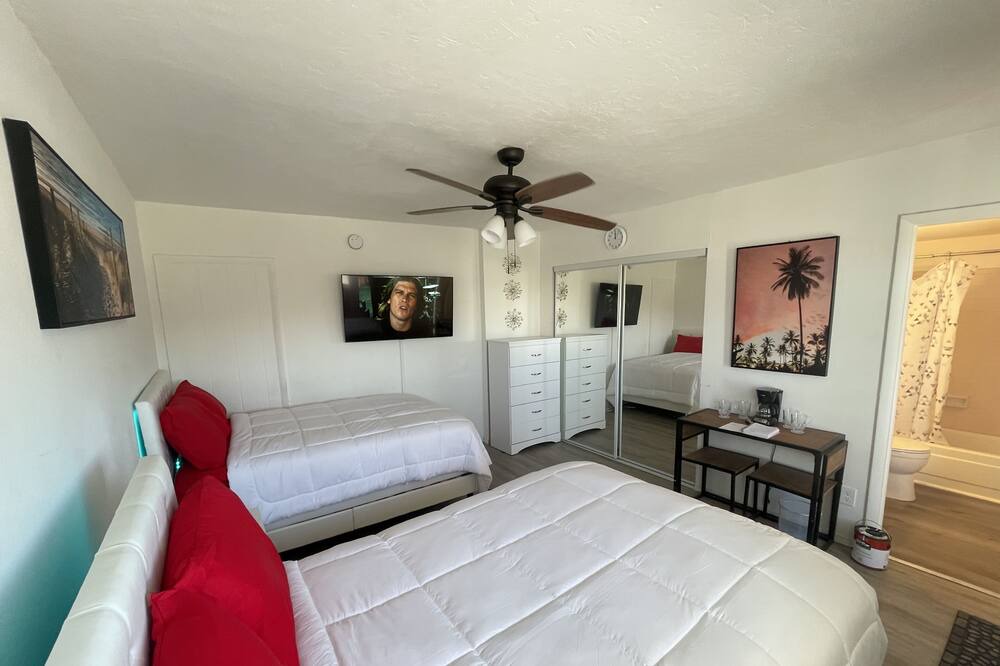 Photo of Bedroom in Bostwick Park
