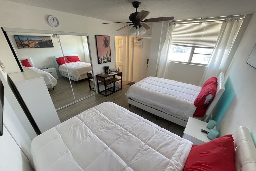 Photo of Bedroom in Bostwick Park