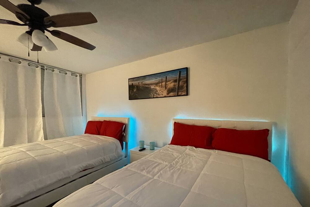Photo of Bedroom in Bostwick Park