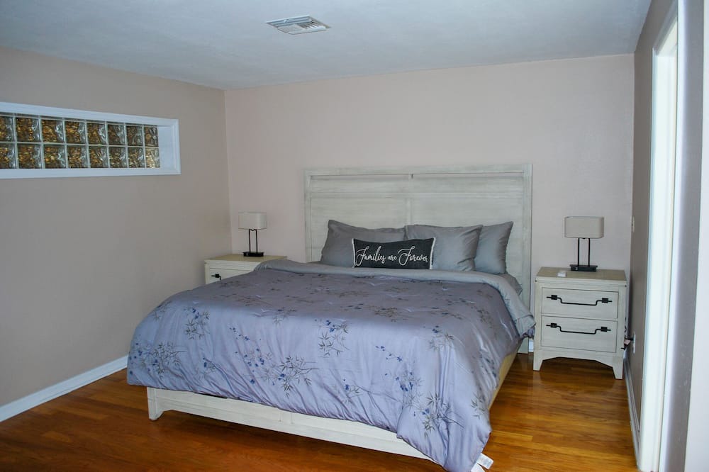 Photo of Bedroom in Clearwater