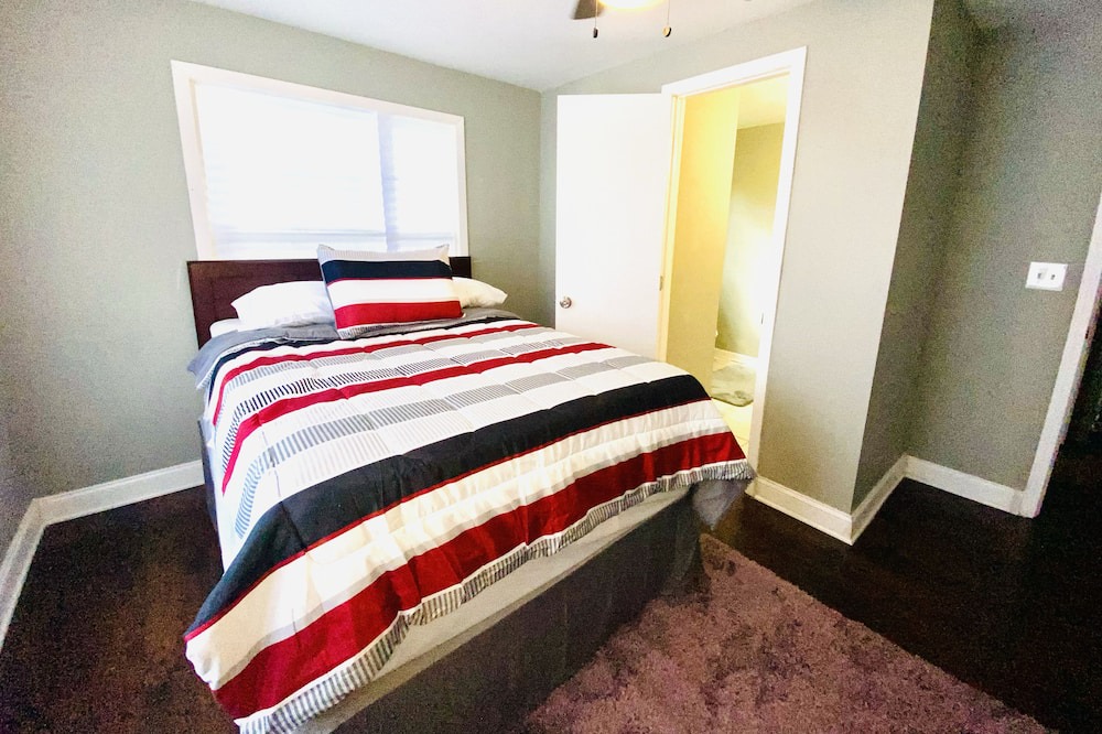 Photo of Bedroom in Tallahassee