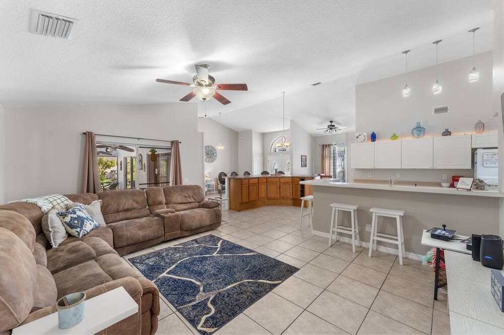 Photo of Bedroom in Rockledge