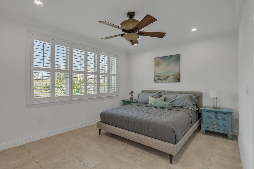 Photo of Bedroom in Tarpon River