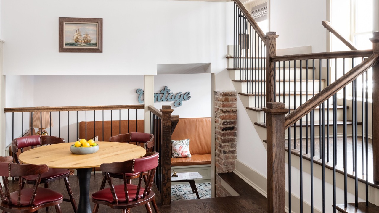 Photo of Livingroom in Wilmington Historic District
