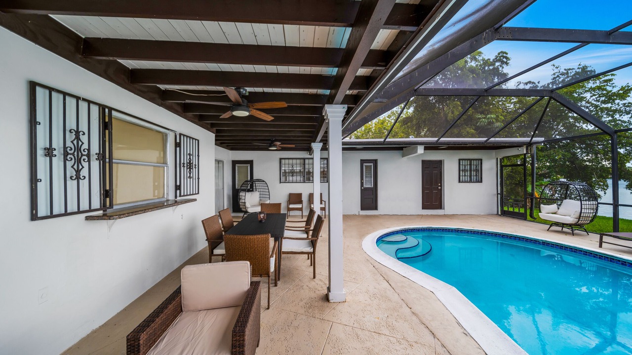Photo of Outdoor in Pembroke Pines