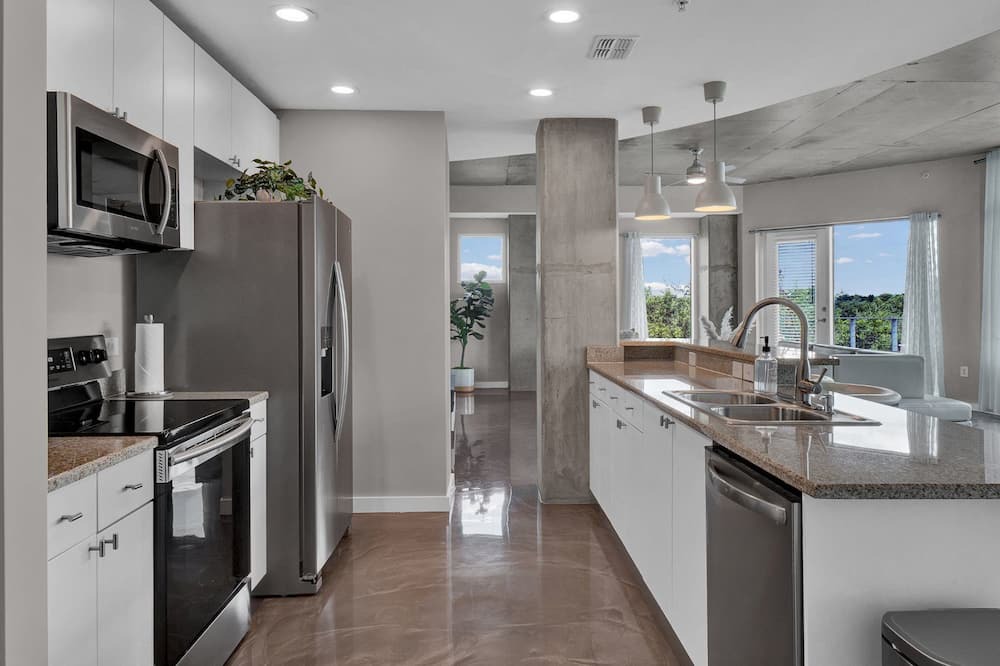 Photo of Kitchen in South Eola