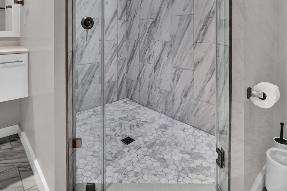 Photo of Bathroom in South Eola