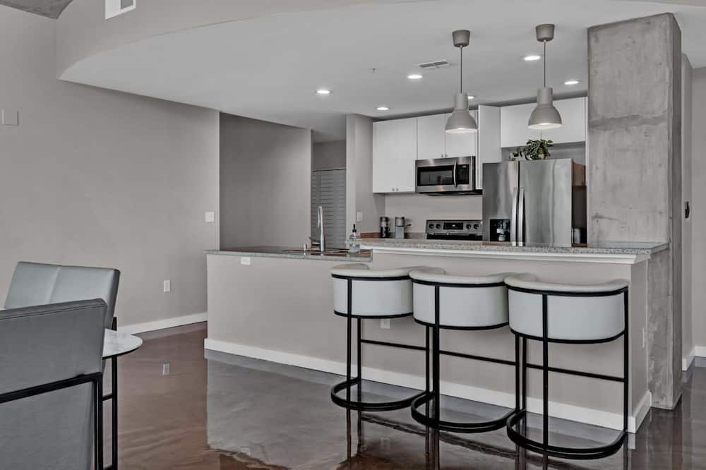 Photo of Kitchen in South Eola