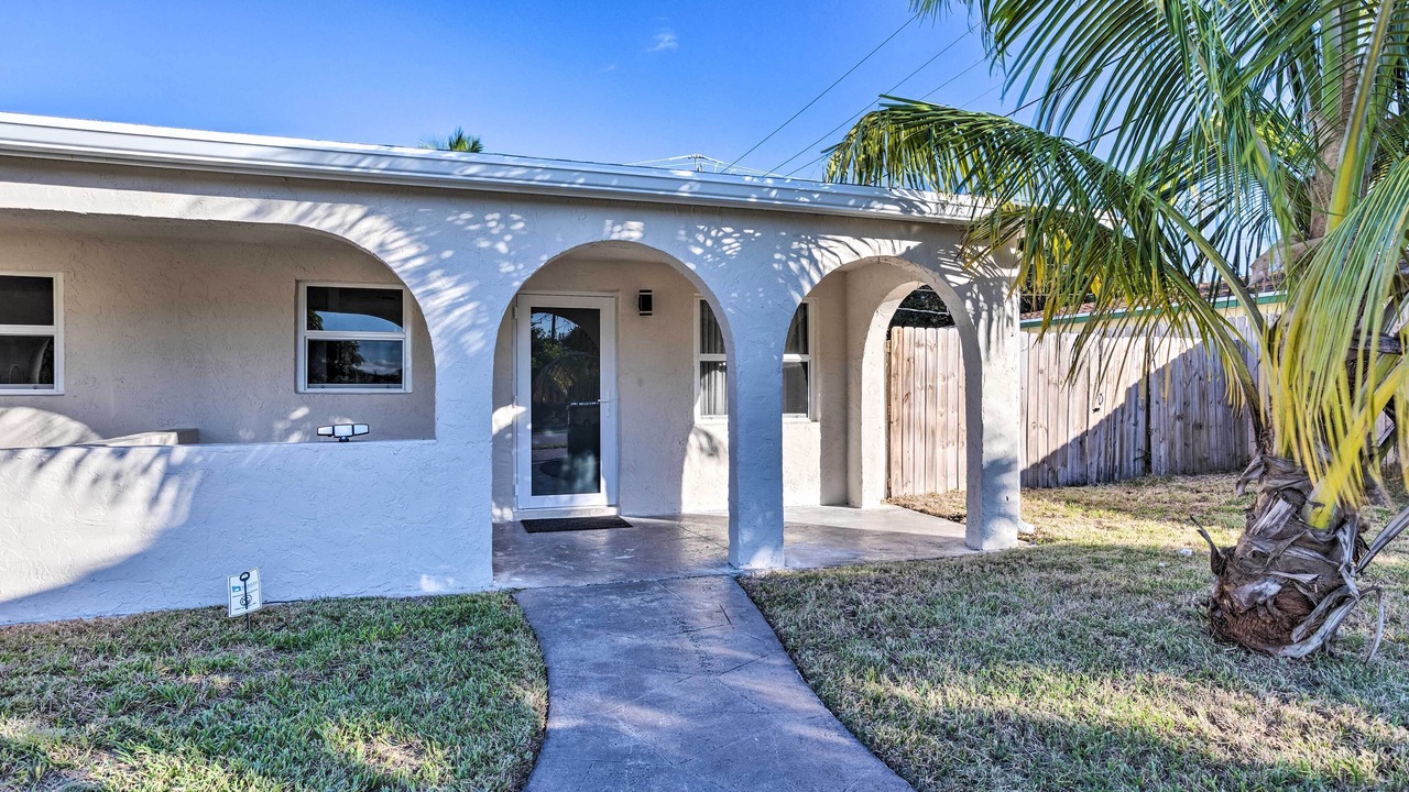 Photo of Outdoor in Tropic Palms