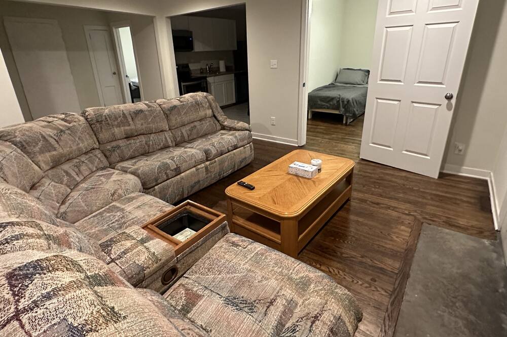 Photo of Livingroom in Shelby