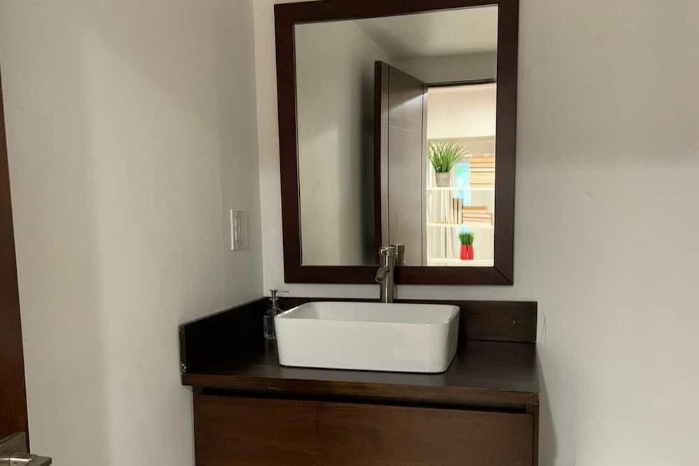 Photo of Bathroom in South Corals