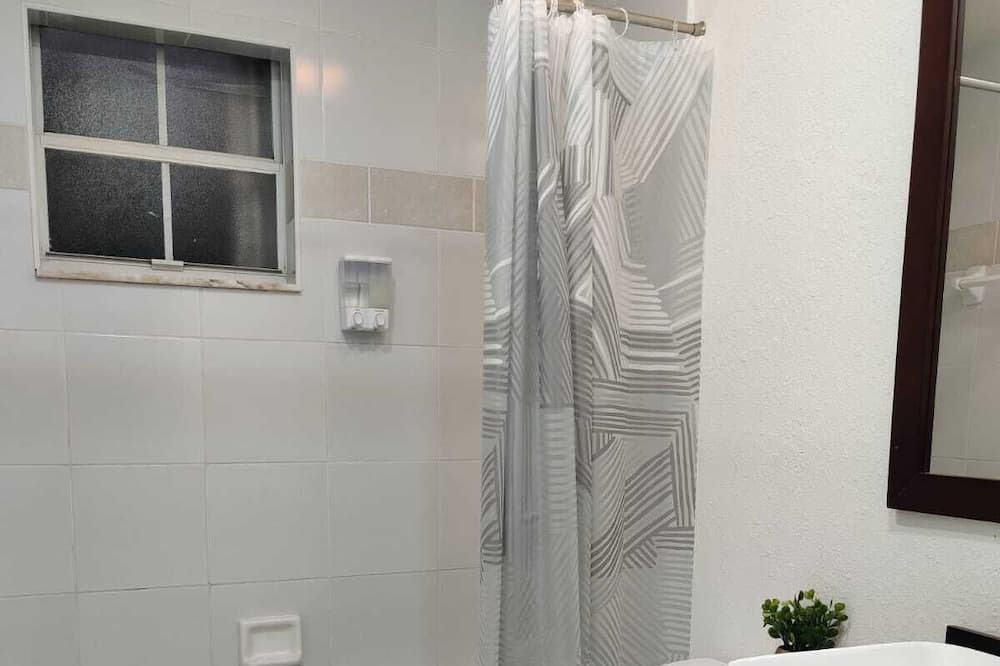 Photo of Bathroom in South Corals