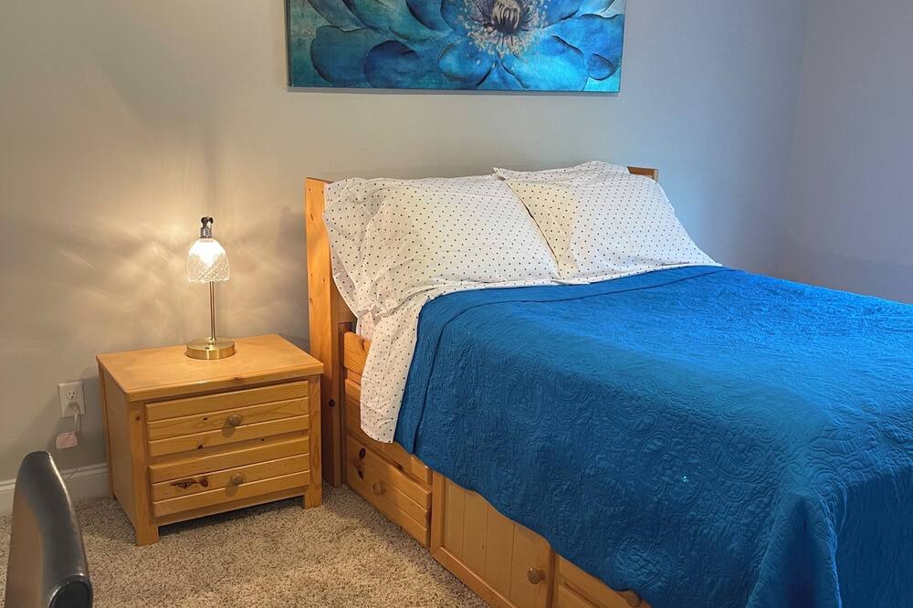 Photo of Bedroom in Grovetown