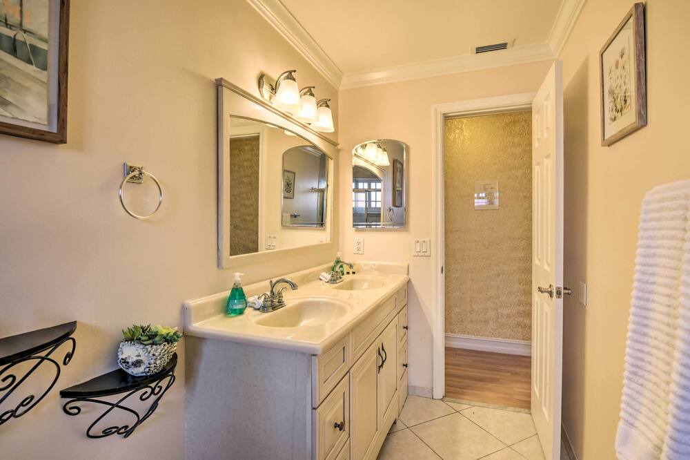 Photo of Bathroom in Weston