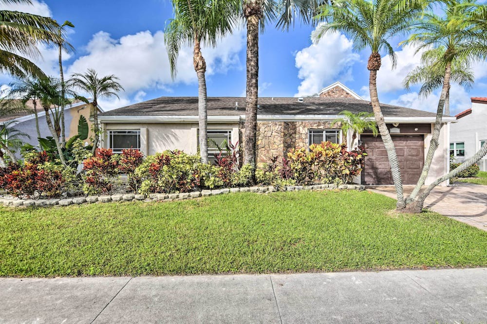 Photo of Outdoor in Weston