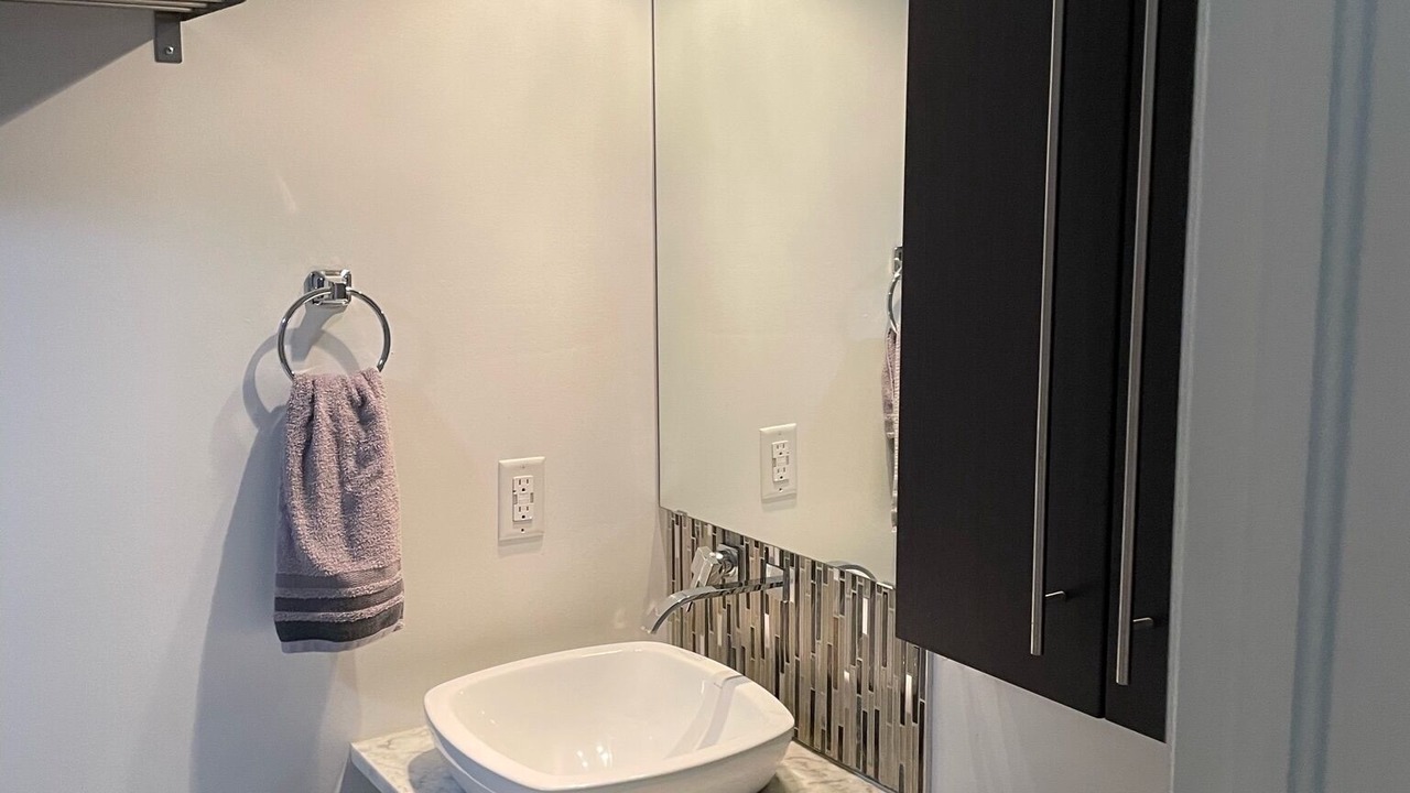 Photo of Bathroom in Pinellas Point