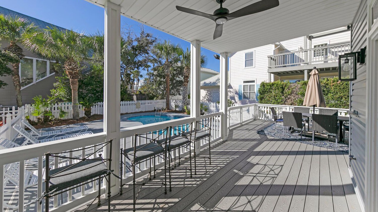 Photo of Patio Balcony in Crystal Shores
