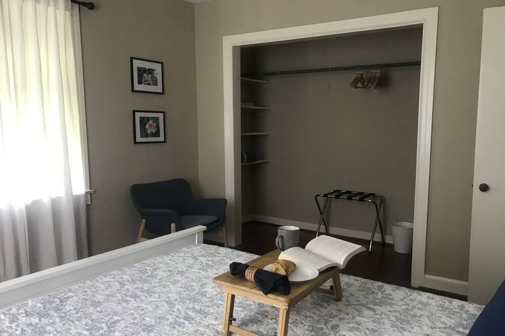 Photo of Bedroom in Greenville