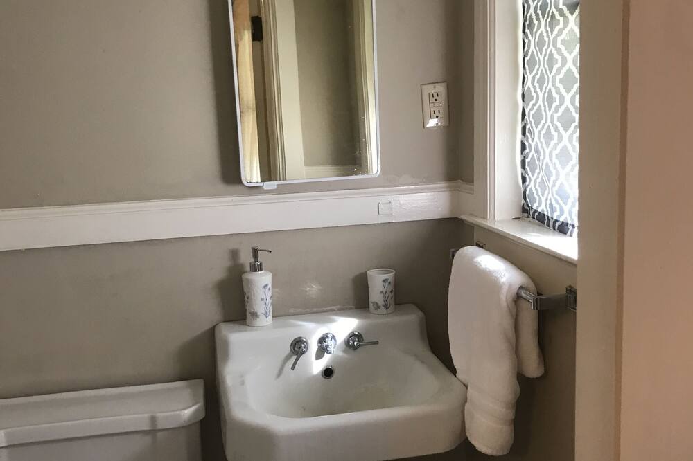 Photo of Bathroom in Greenville