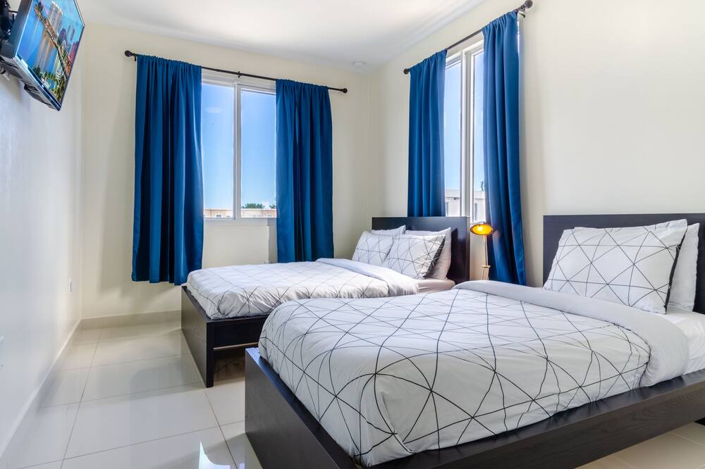 Photo of Bedroom in Kendale Lakes