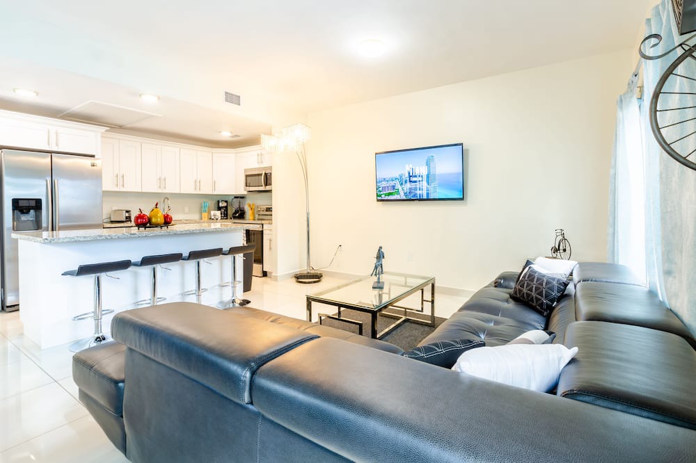 Photo of Livingroom in Princeton