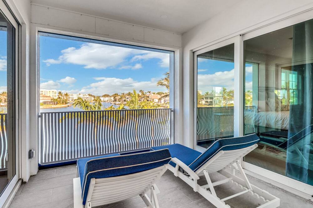 Photo of Patio Balcony in Moorings