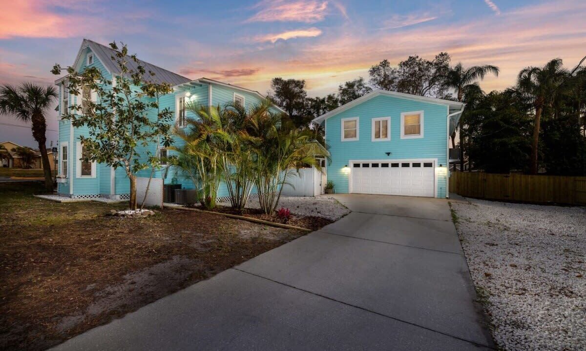 Photo of Outdoor in Palm Harbor
