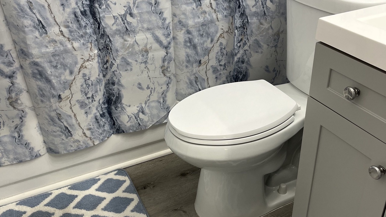 Photo of Bathroom in Ludlam