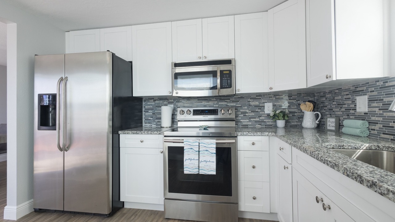 Photo of Kitchen in Bearss Plaza