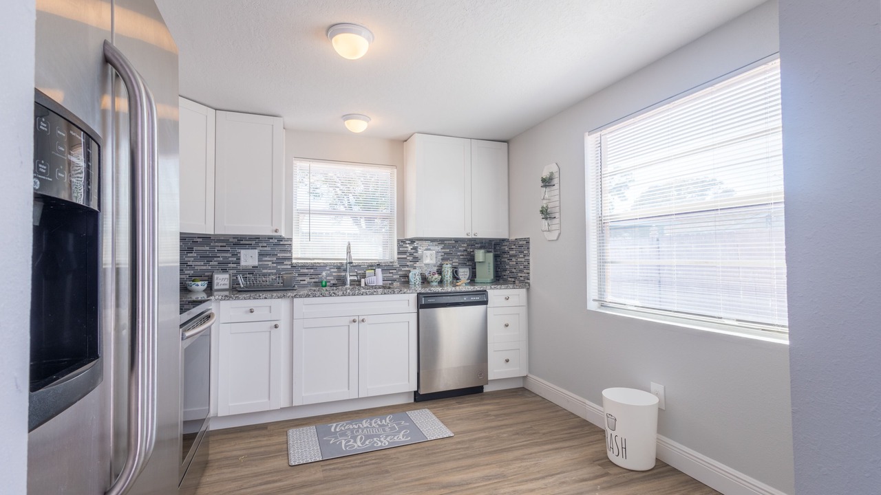 Photo of Kitchen in Bearss Plaza