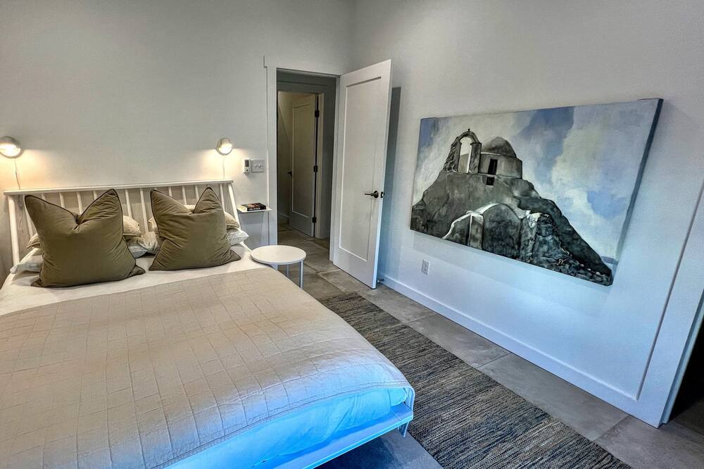 Photo of Bedroom in Reddick