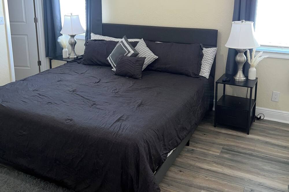Photo of Bedroom in Disston Heights