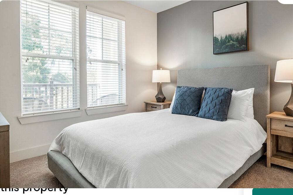 Photo of Bedroom in College Park