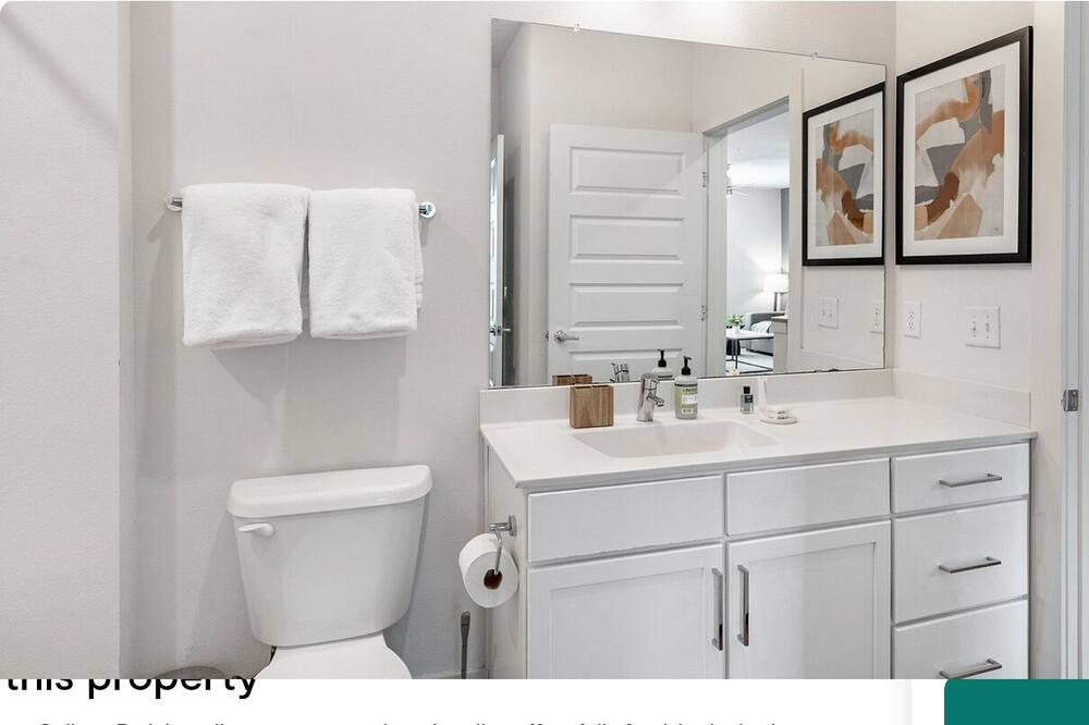 Photo of Bathroom in College Park