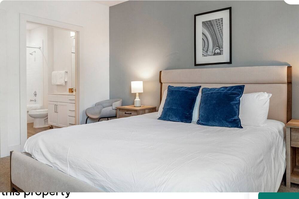 Photo of Bedroom in College Park