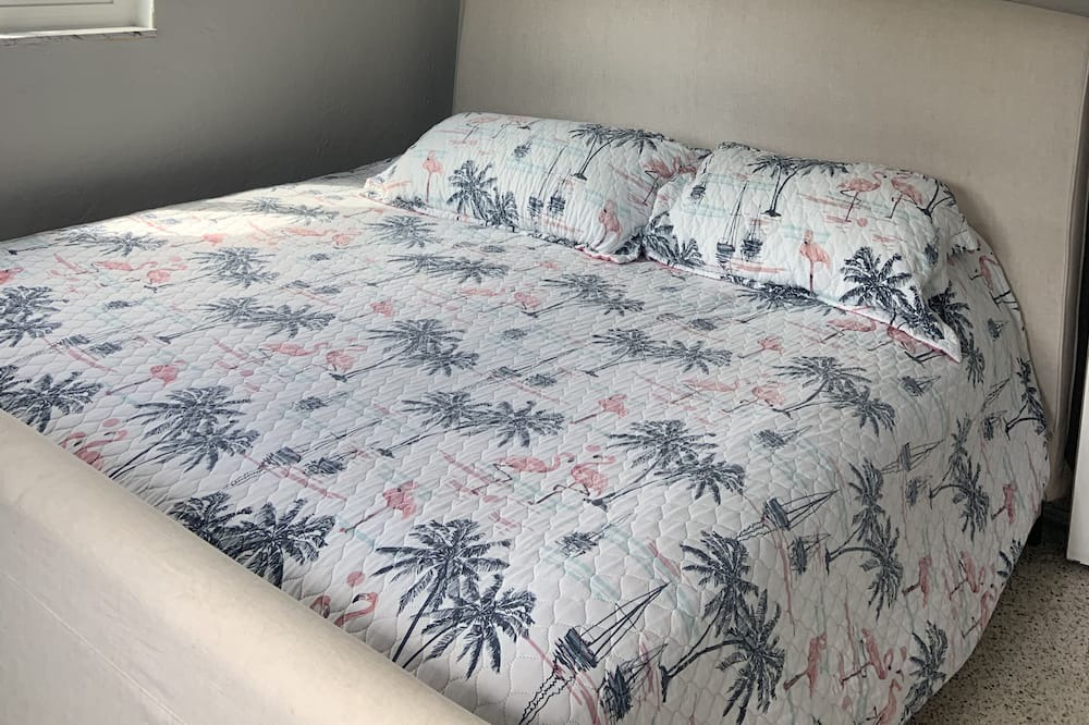 Photo of Bedroom in Coquina Key