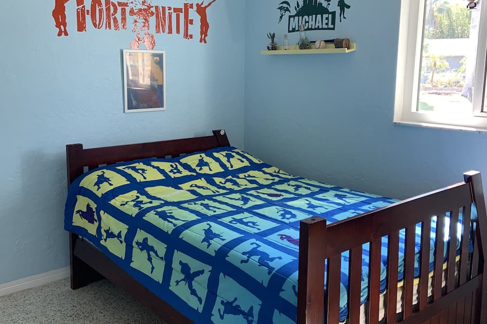 Photo of Bedroom in Coquina Key