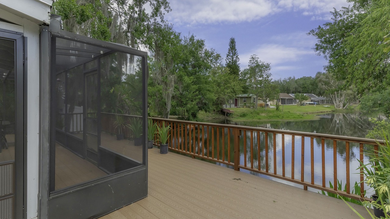 Photo of Patio Balcony in Wilson Lake