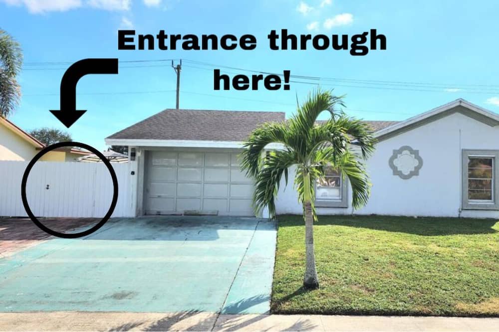 Photo of Others in Royal Palm Beach