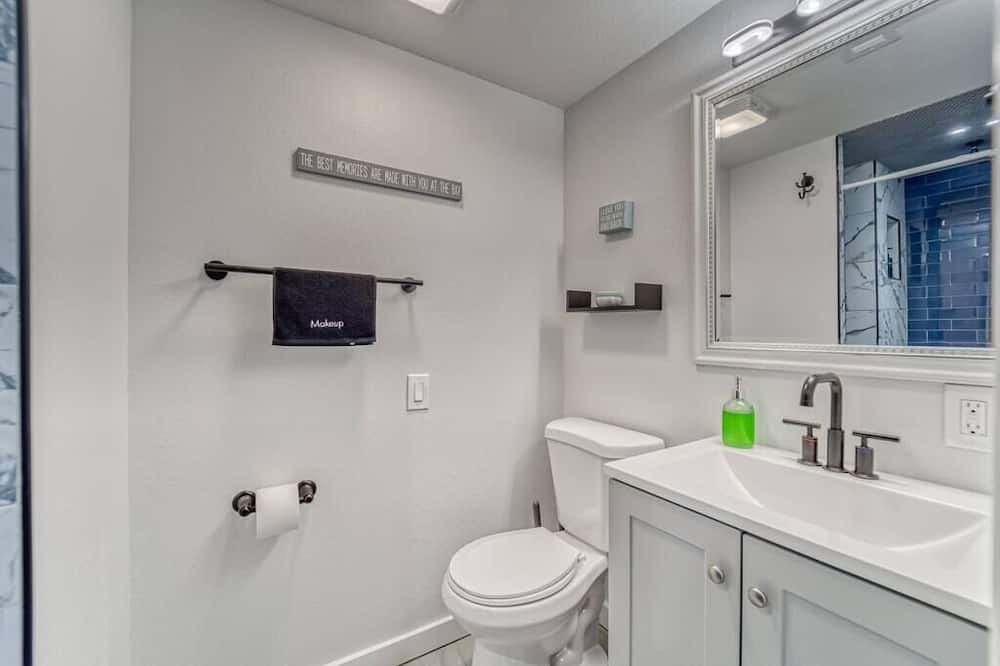 Photo of Bathroom in Riverside Heights