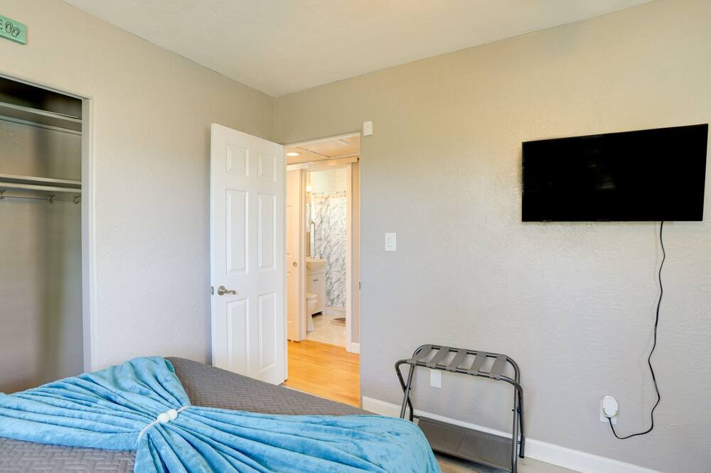 Photo of Bedroom in Disston Heights