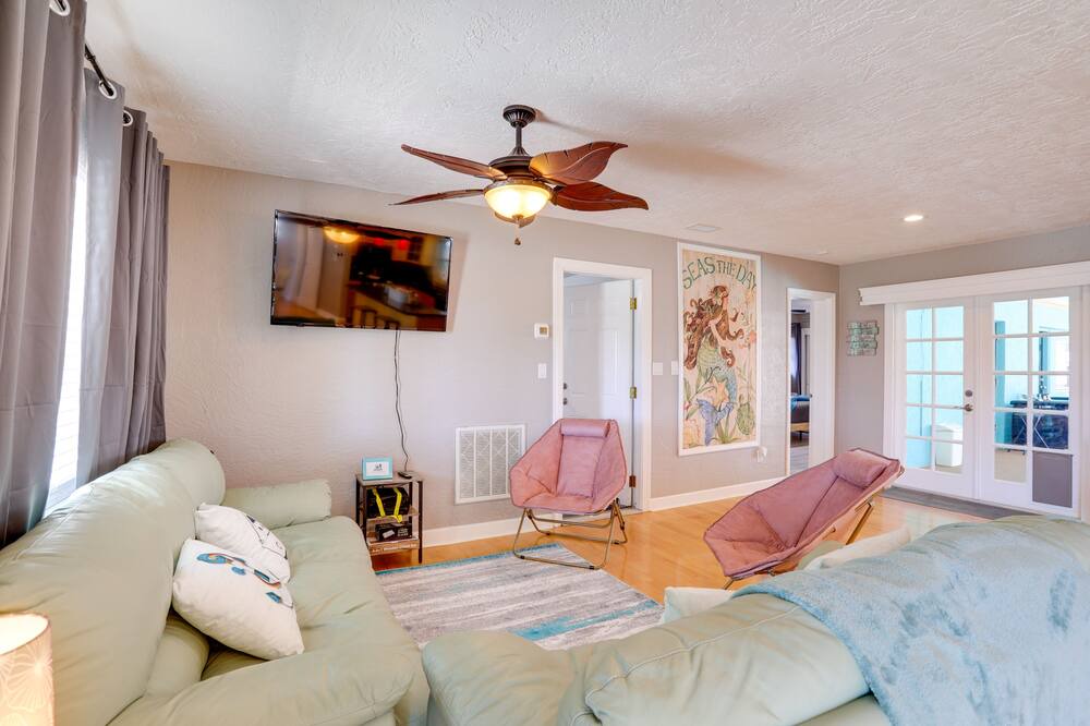 Photo of Livingroom in Disston Heights