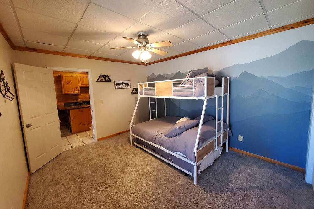 Photo of Bedroom in Salem
