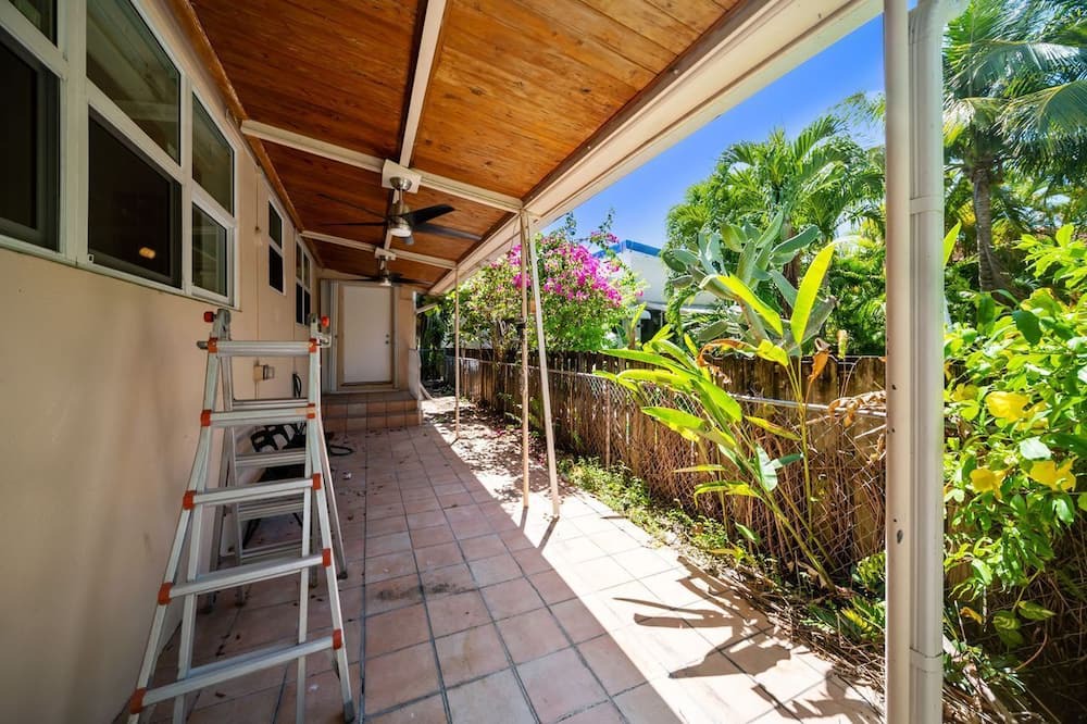 Photo of Outdoor in Surfside