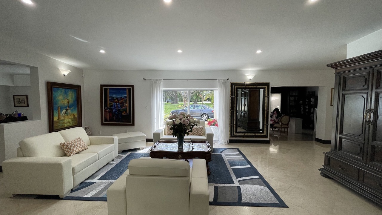 Photo of Livingroom in Palmetto Bay