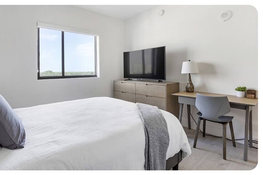 Photo of Bedroom in Garden Isles