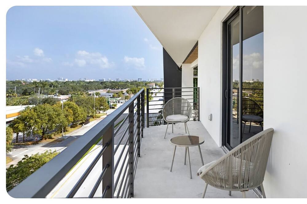 Photo of Outdoor in Garden Isles